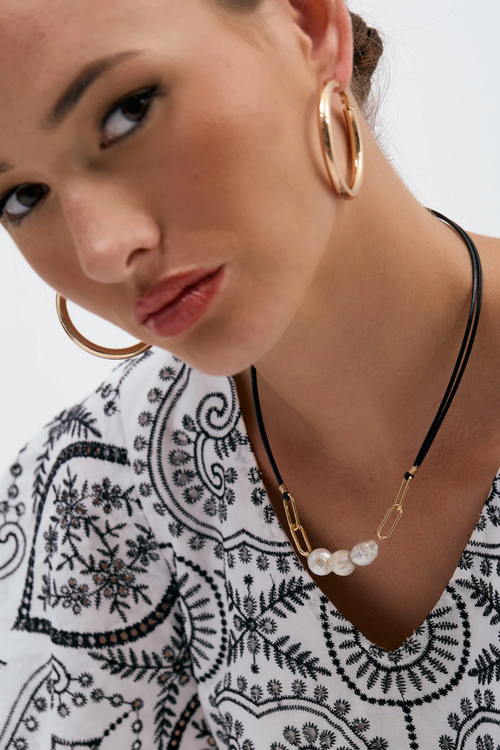 Adorne Leather Chain Freshwater Pearl Necklace - Black AND2608