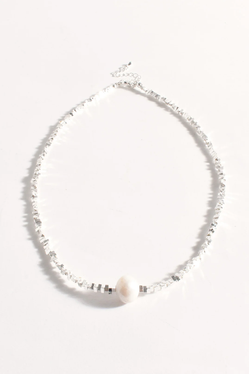 Adorne Metal Chip and Pearl Short Necklace - Silver AND2611SILVCREA
