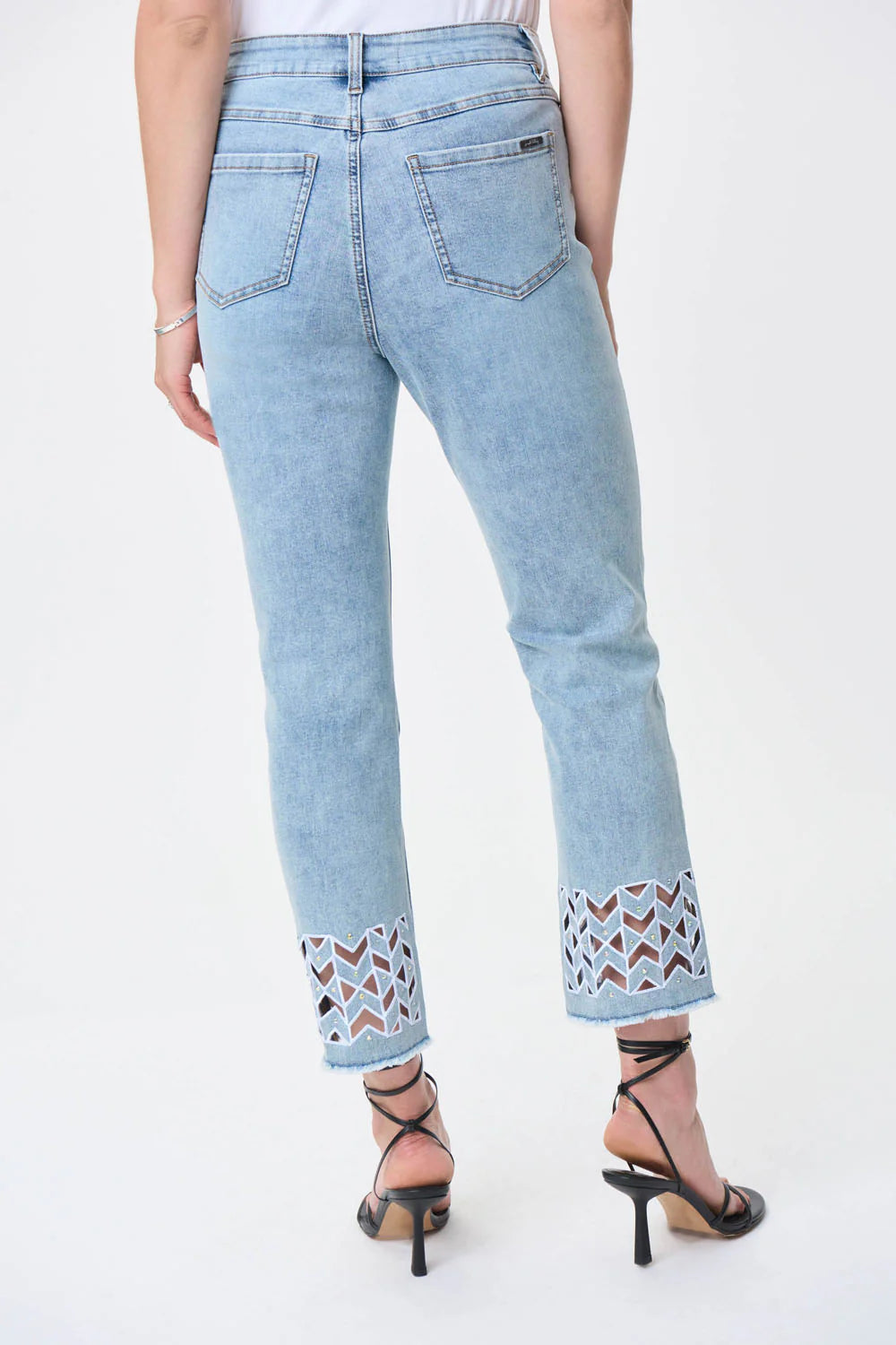 Joseph Ribkoff Cropped High-waisted Jeans 231923