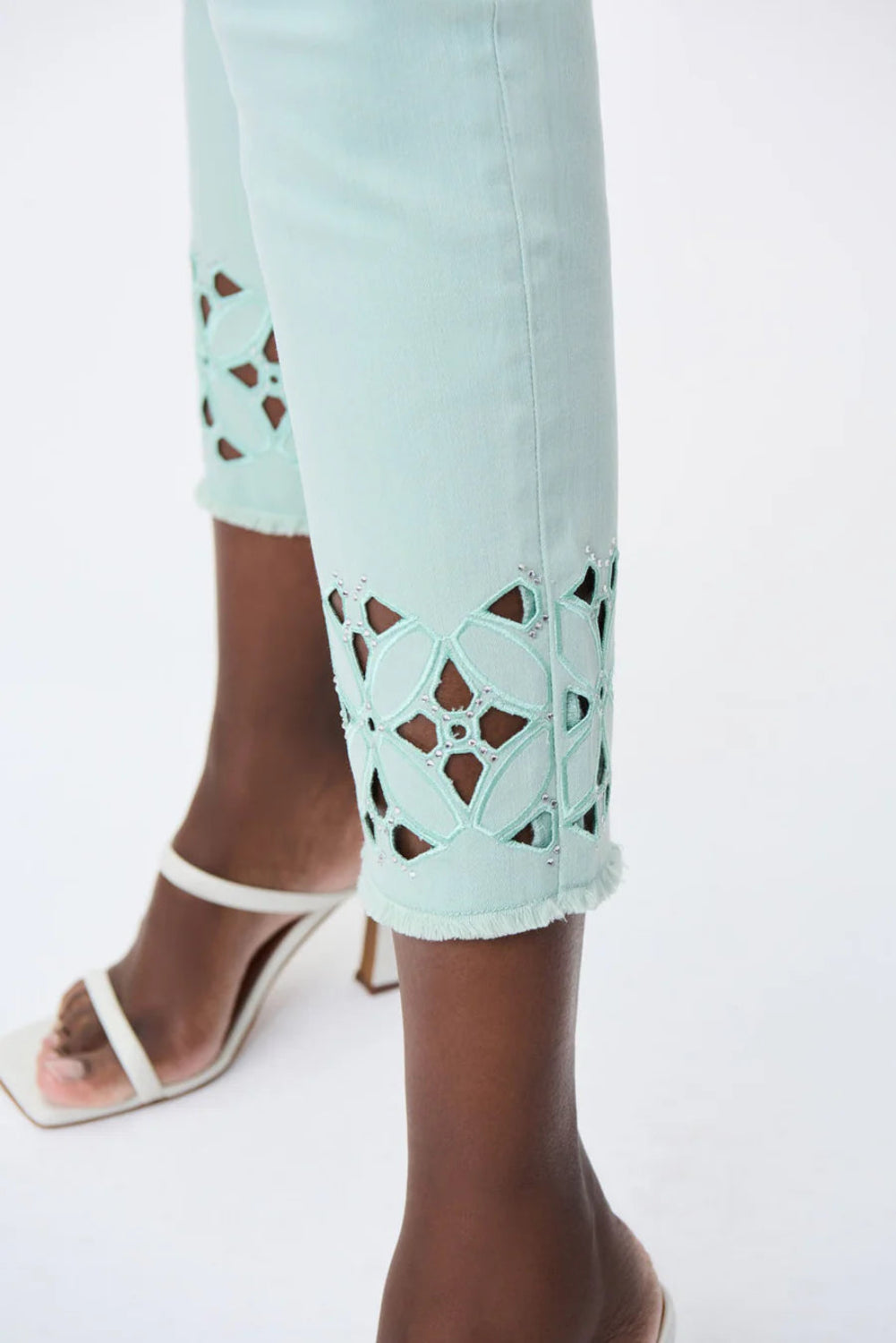 Joseph Ribkoff  Mint Slim Cropped Jeans 231960