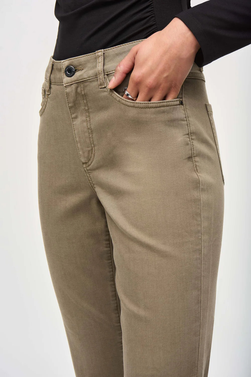 Joseph Ribkoff Cropped Straight Casual Trousers 243964S25