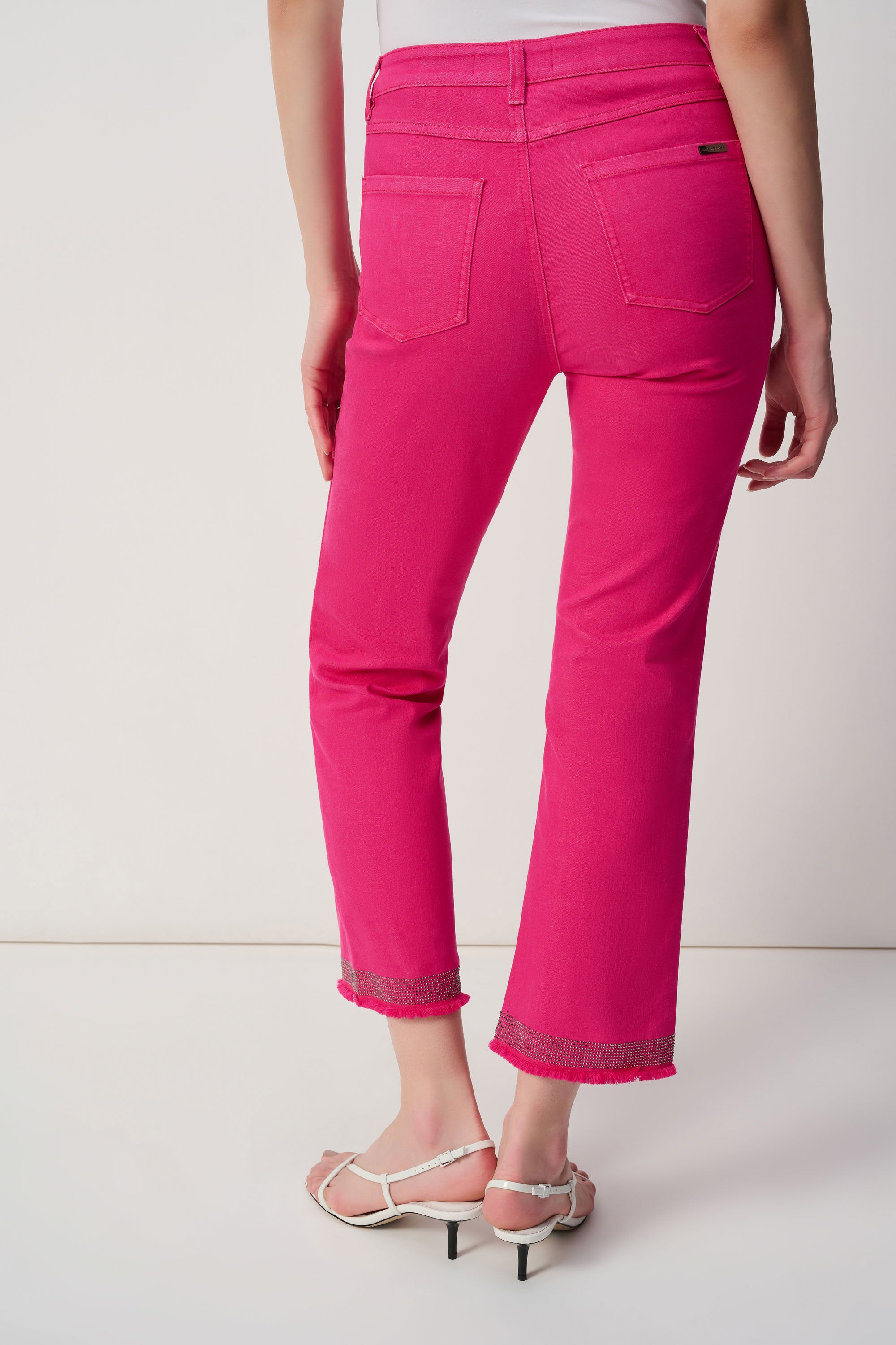 Joseph Ribkoff Cropped Straight Casual Trousers 243964S25