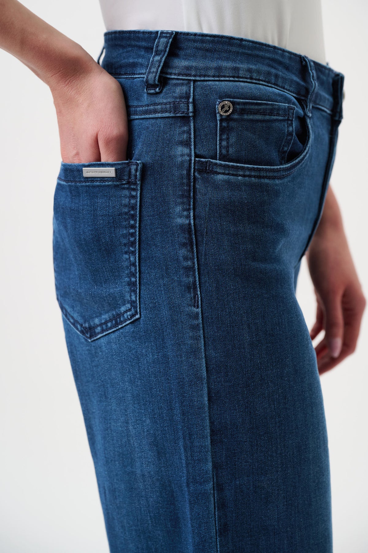 Joseph Ribkoff Brooke Goldie Classic Wide-Leg Stretch Jeans 251968F25