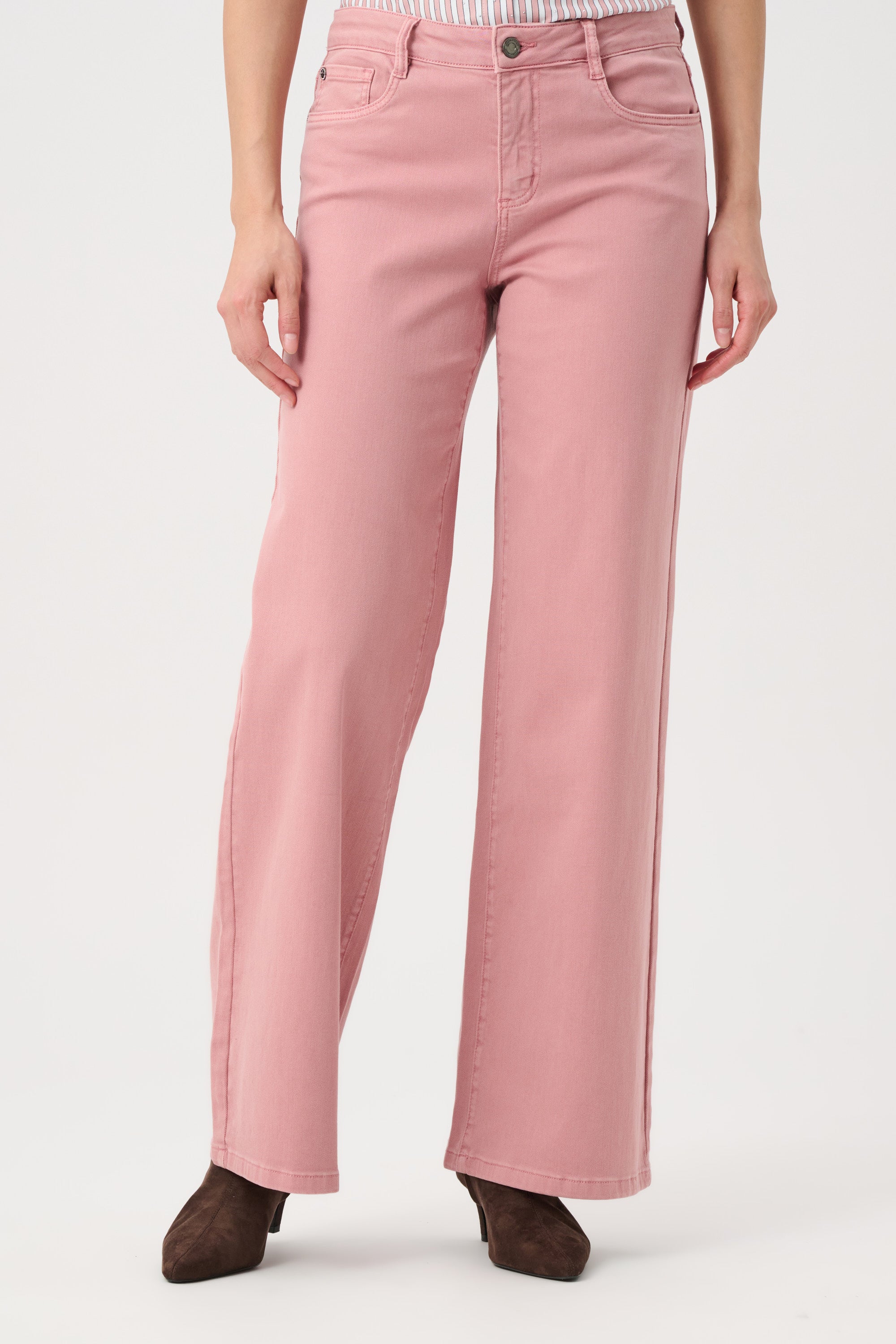 Joseph Ribkoff Goldie | Classic Wide-Leg Stretch Jeans 251968F26