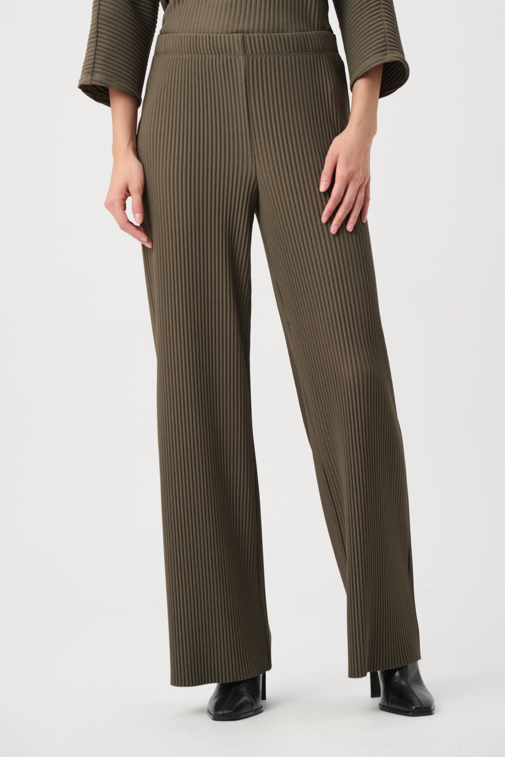 Joseph Ribkoff Pleated Scuba Crepe Wide-Leg Pants 254006F26