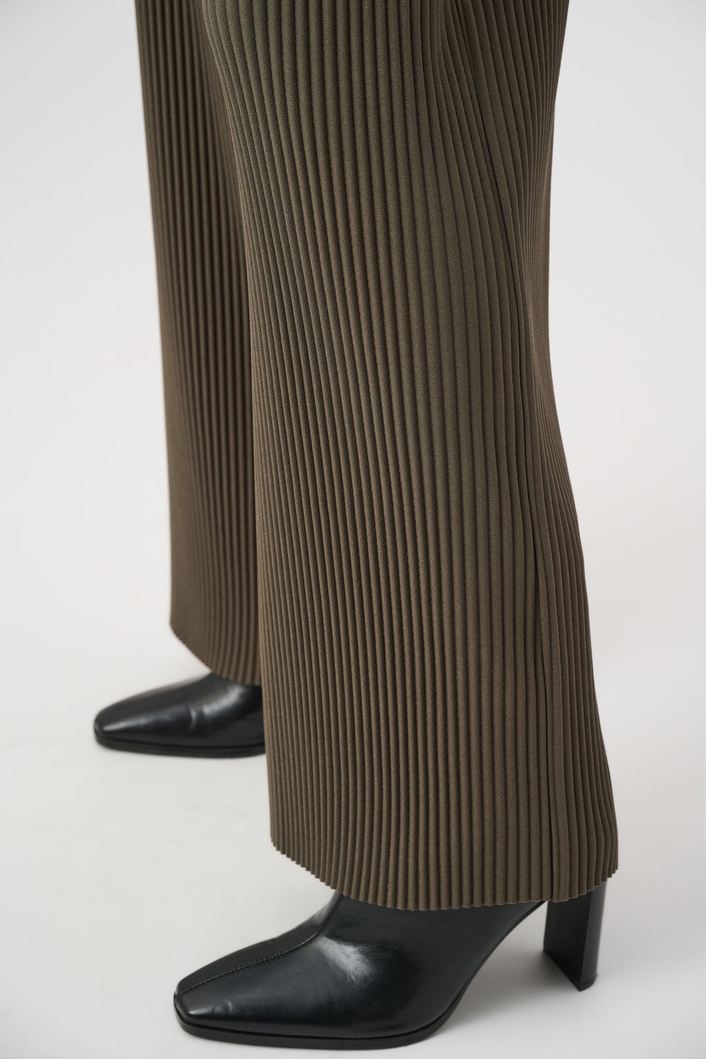 Joseph Ribkoff Pleated Scuba Crepe Wide-Leg Pants 254006F26