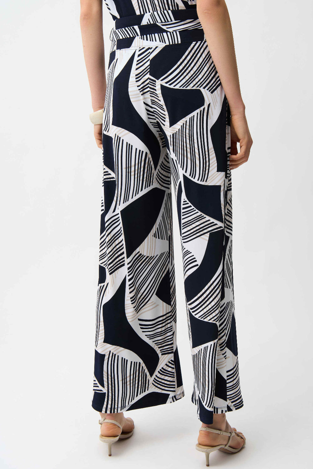 Joseph Ribkoff Silky Knit Geometric Print Wide Leg Pull-On Pants 261139