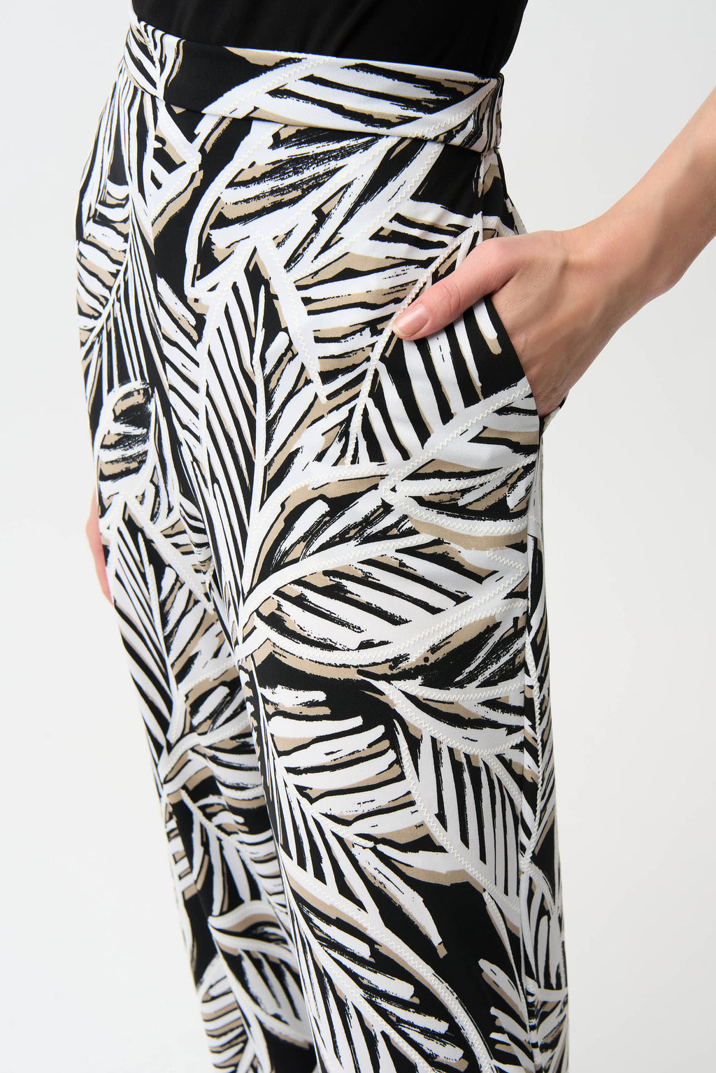 Joseph Ribkoff Silky Knit Tropical Print Wide Leg Pull-On Pants 261158