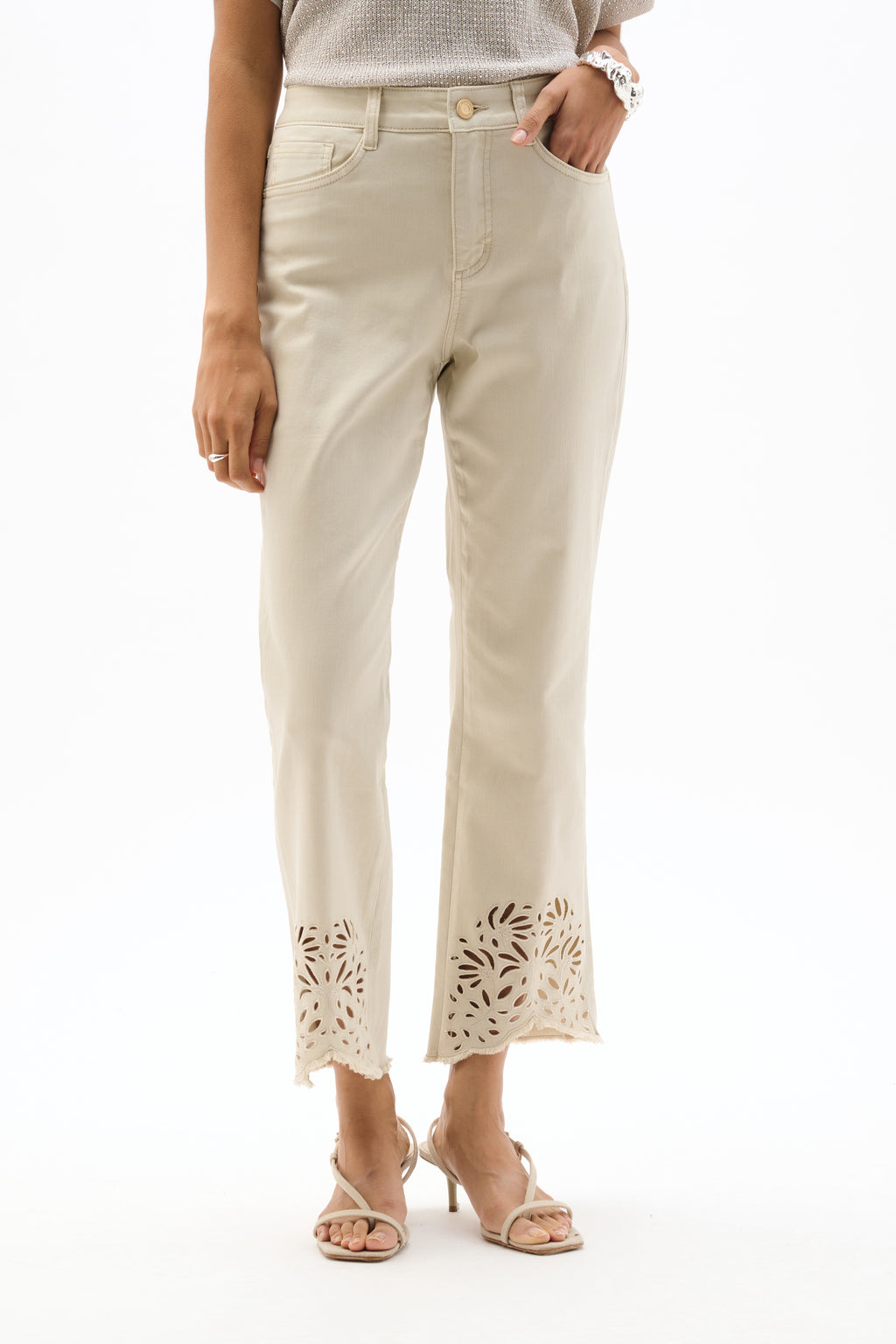 Joseph Ribkoff Repreve Straight Jeans With Flower Embroidery in Moonstone 262980