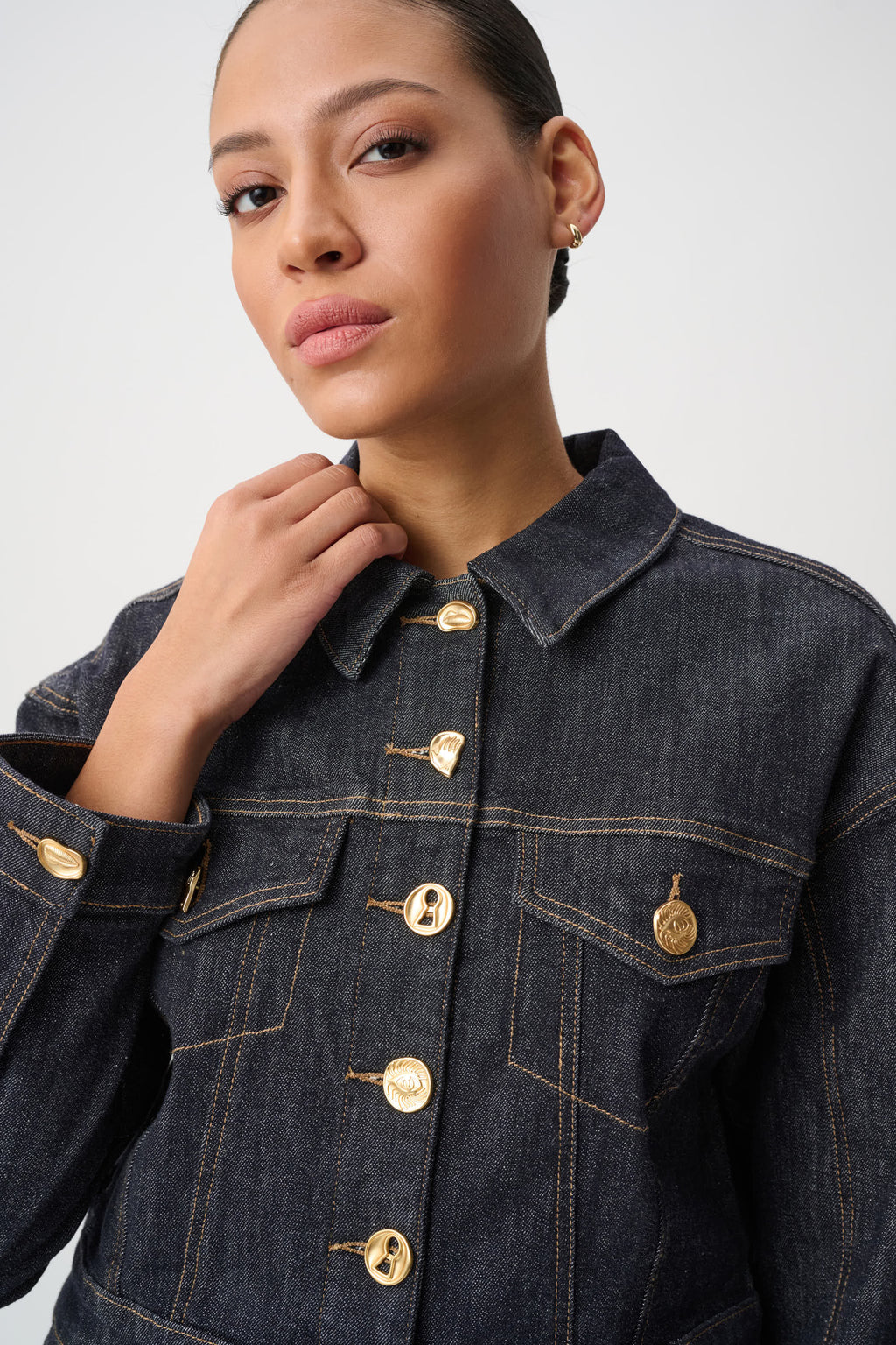 Joseph Ribkoff Statement Button Cropped Denim Jacket 264900