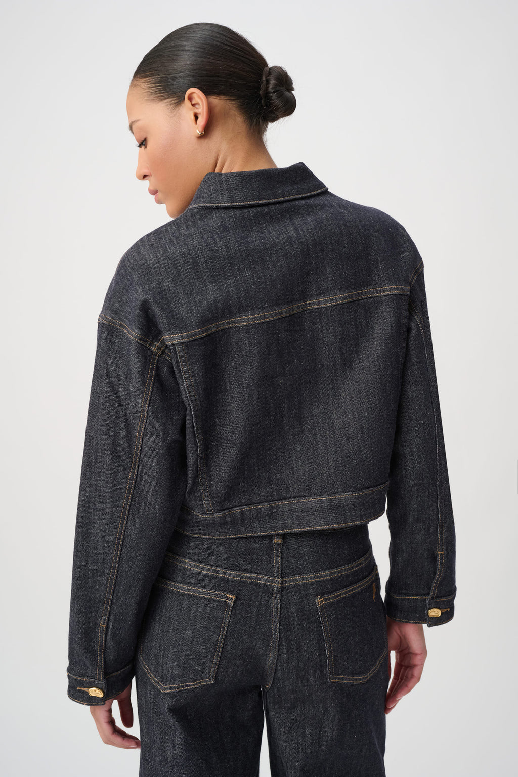Joseph Ribkoff Statement Button Cropped Denim Jacket 264900