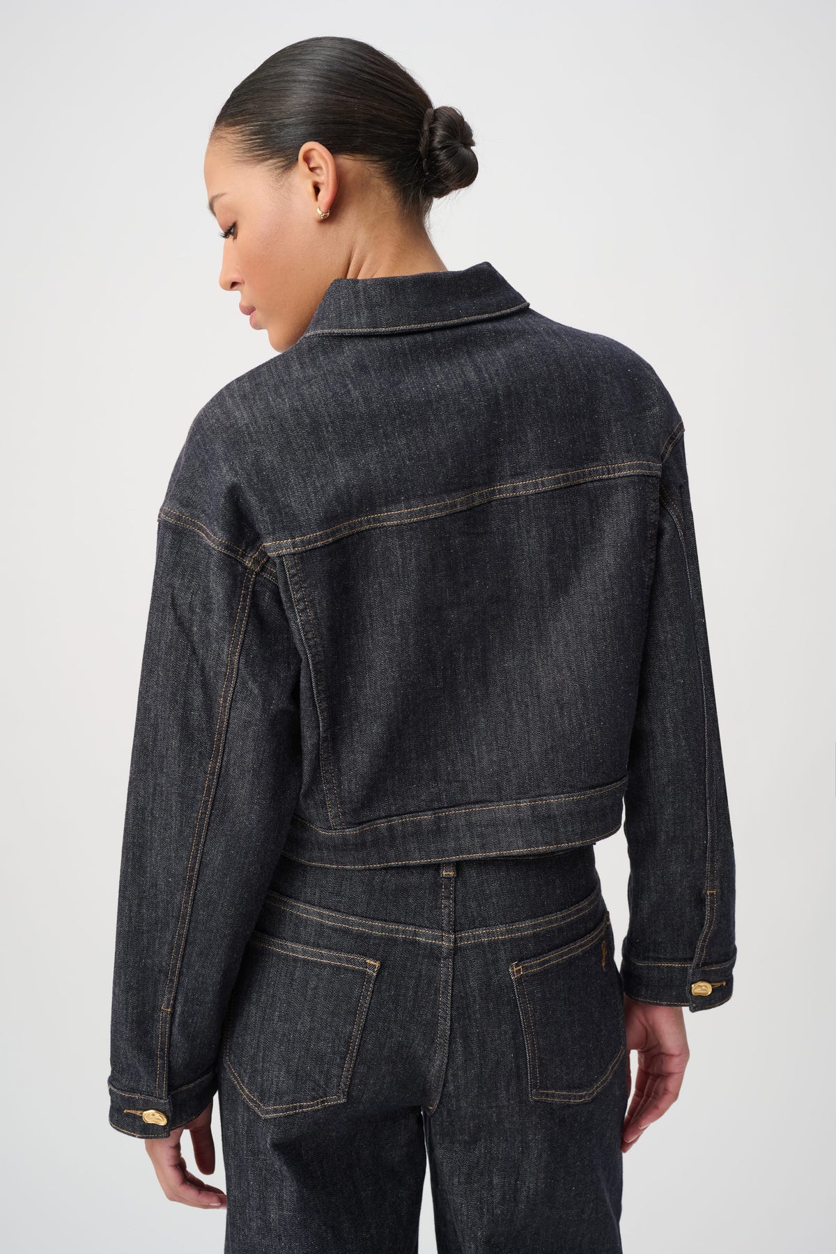Joseph Ribkoff Statement Button Cropped Denim Jacket 264900