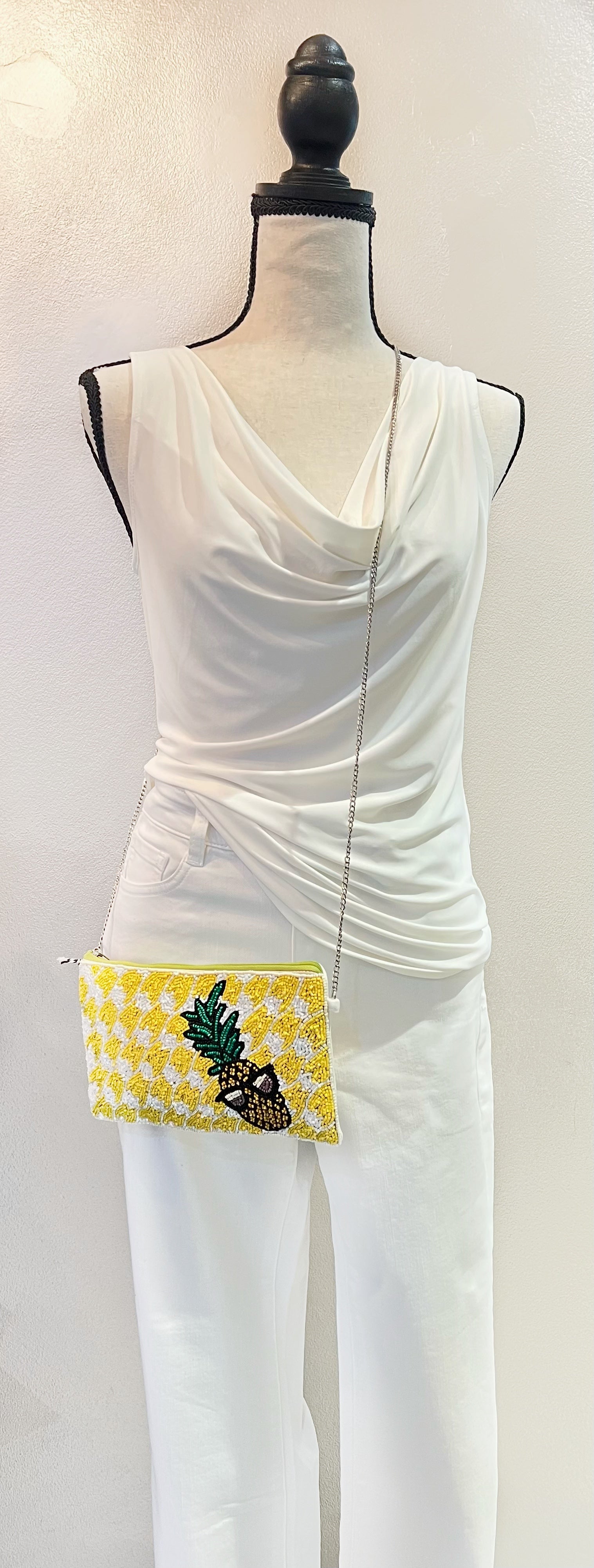 Zoda Handmade Beaded Bag AP24016A