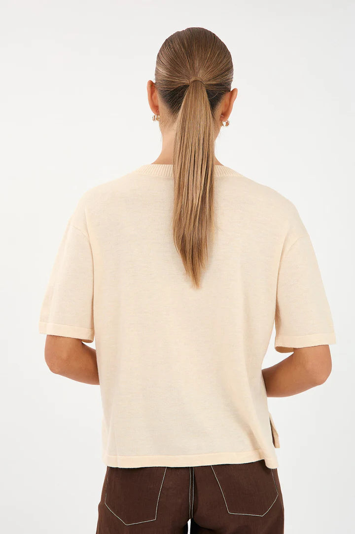 Adorne Laney Short Sleeve V Neck Light Weight Knit Top AJD1901