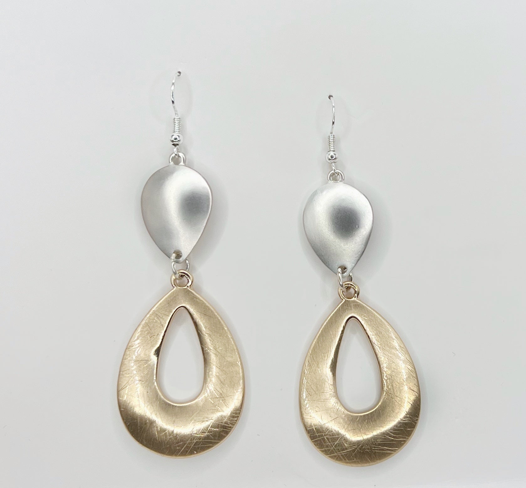 Enhance Earrings EH196