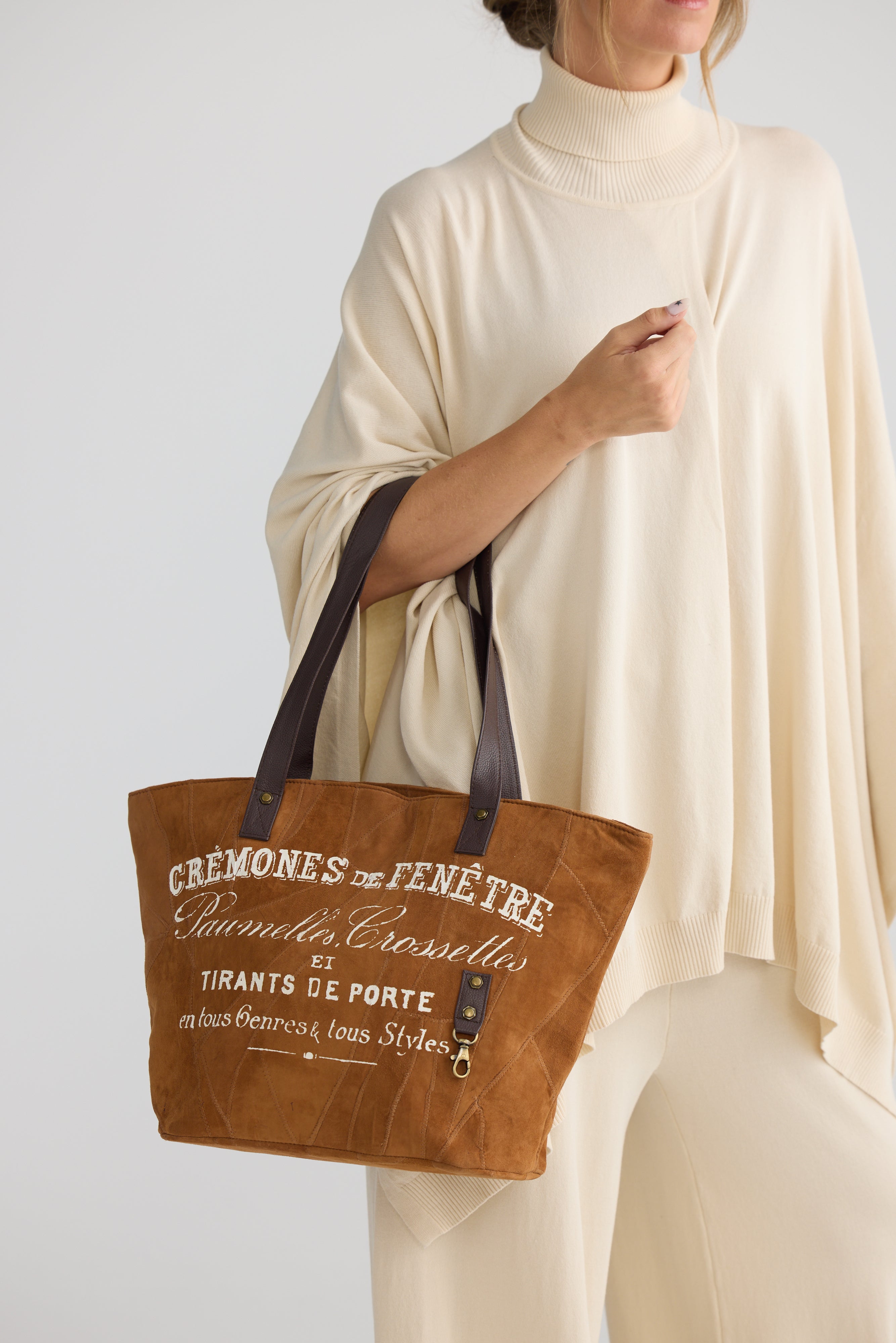 Holiday Life Cremones Bag HA26066