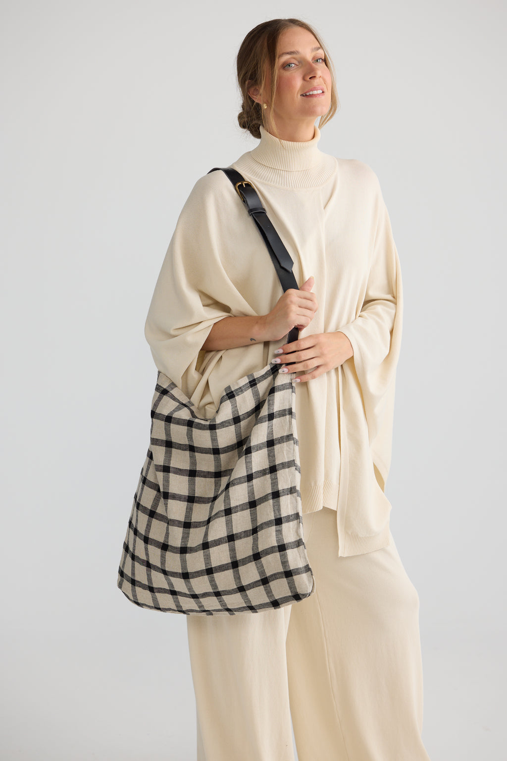Holiday Life Julien Bag Natural W Black HA26379