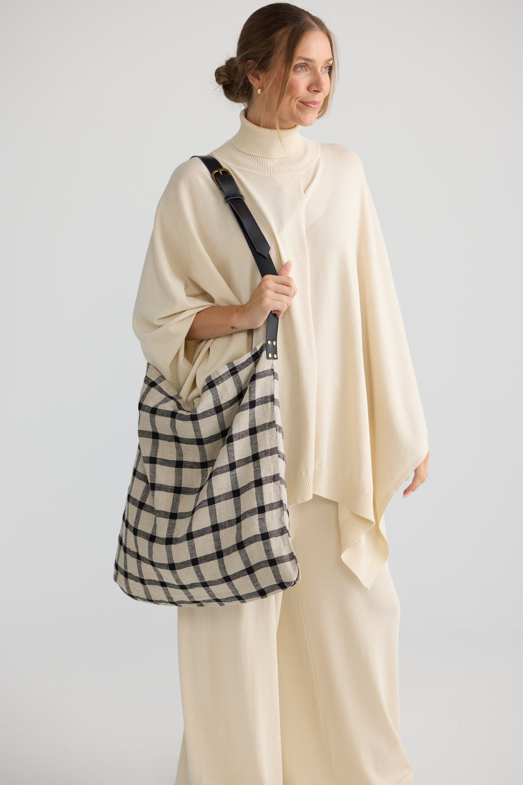 Holiday Life Julien Bag Natural W Black HA26379