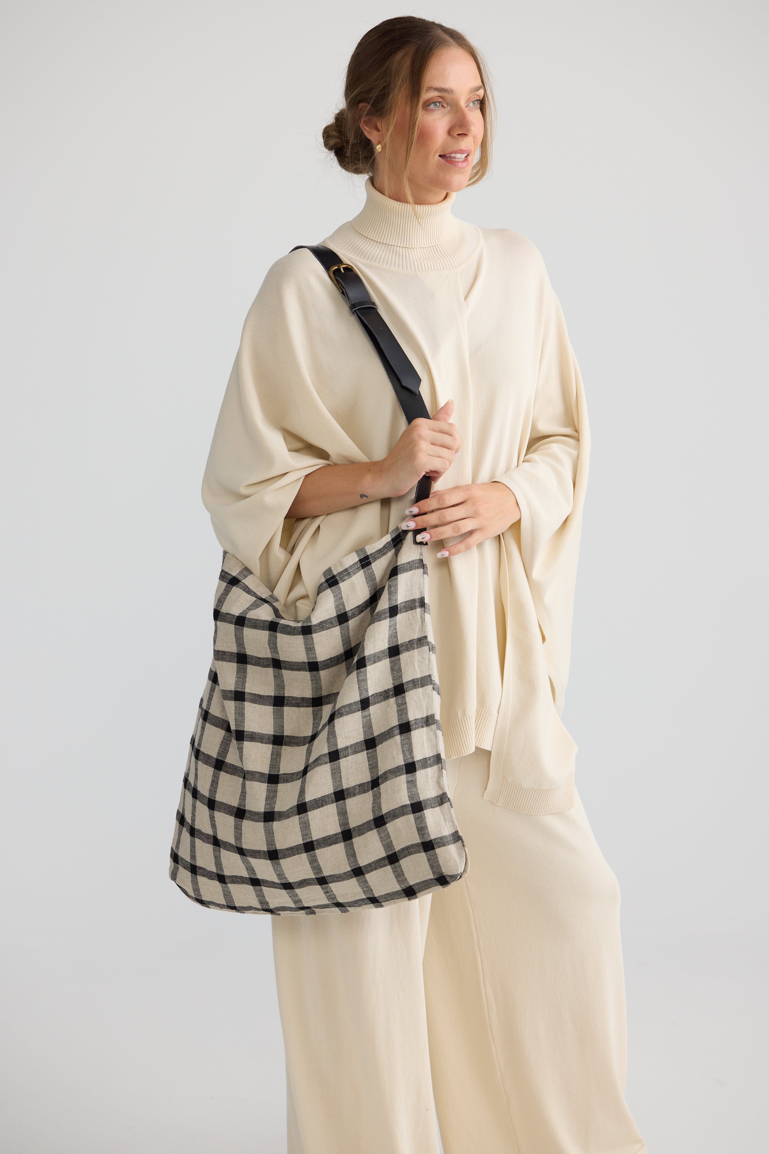 Holiday Life Julien Bag Natural W Black HA26379