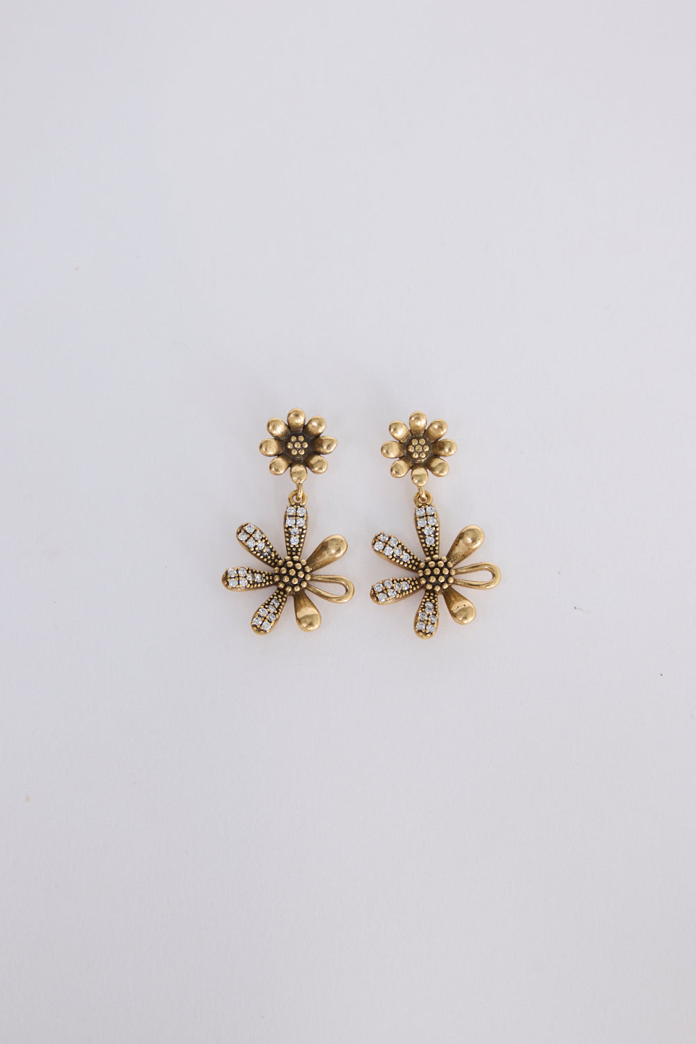 Holiday Life Bloom Earrings Gold HJ26333