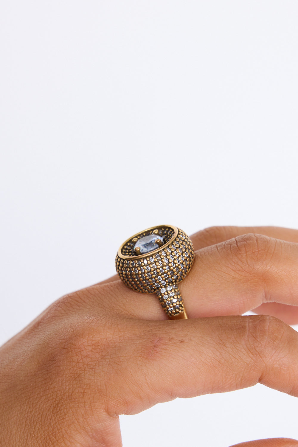 Holiday Life Halo Ring Gold HJ26335