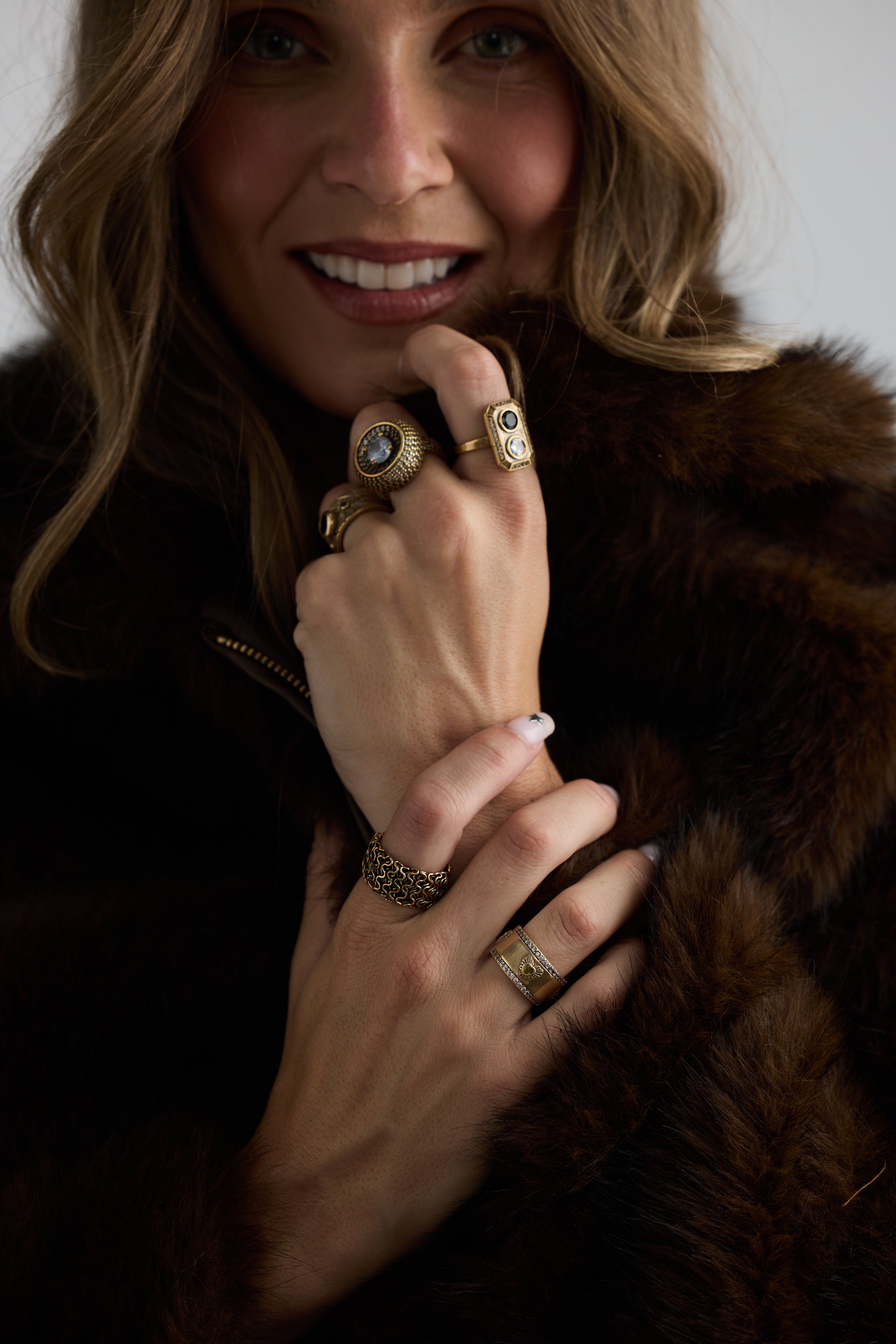 Holiday Life Halo Ring Gold HJ26335