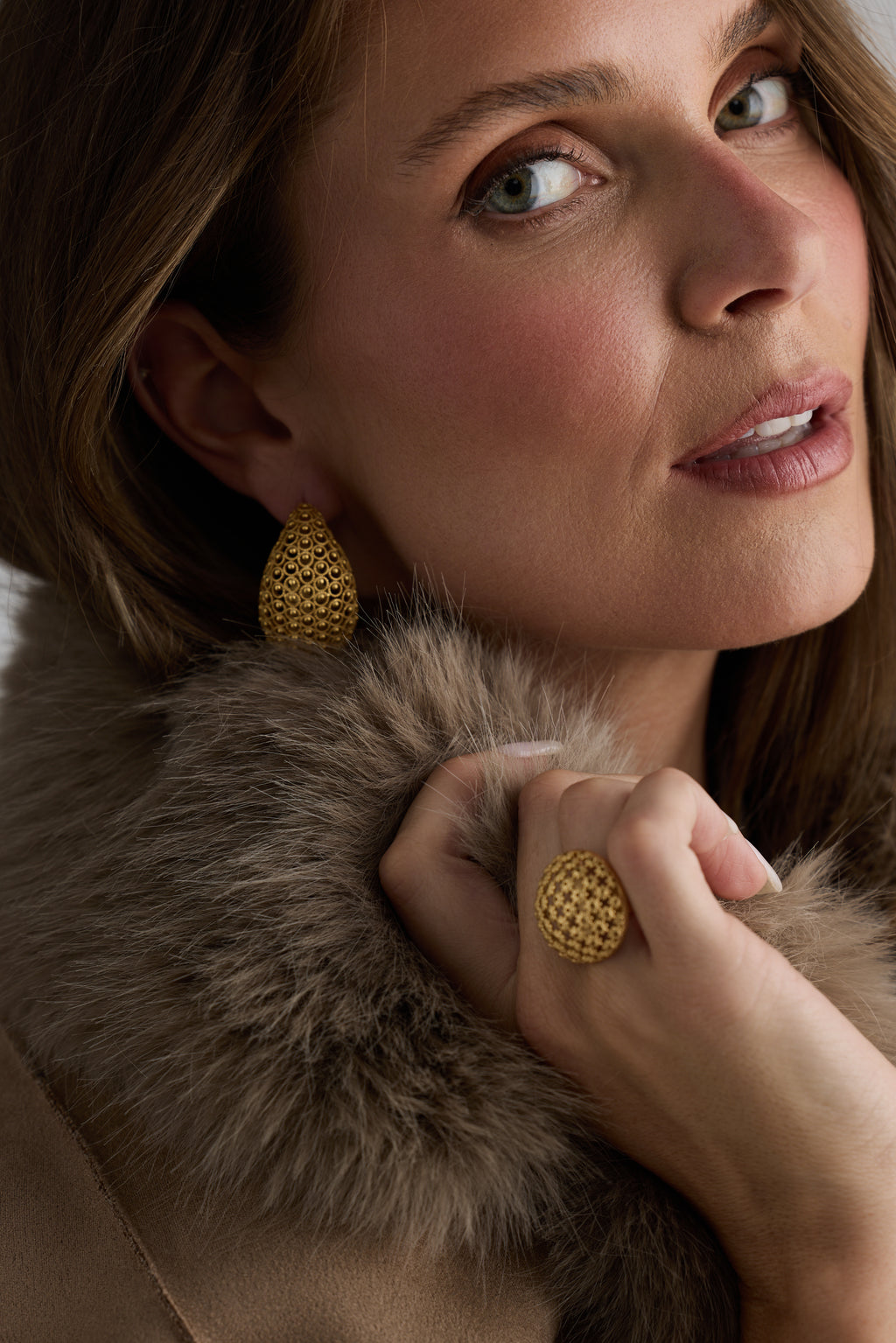 Holiday Life Meadow Earrings Gold HJ26345
