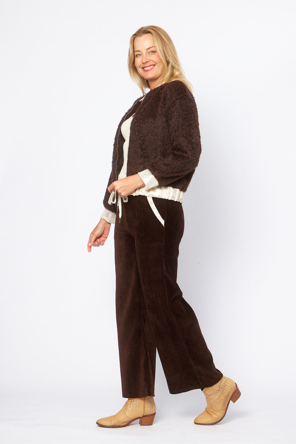 Hot Ice Collection Foil Trim Pants LSP26-257