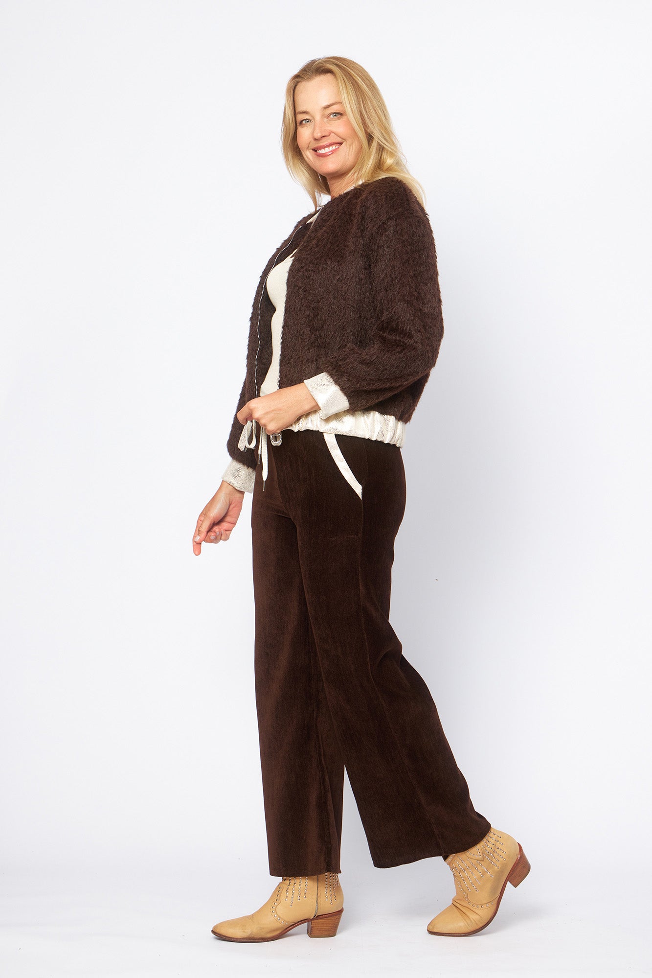 Hot Ice Collection Foil Trim Pants LSP26-257
