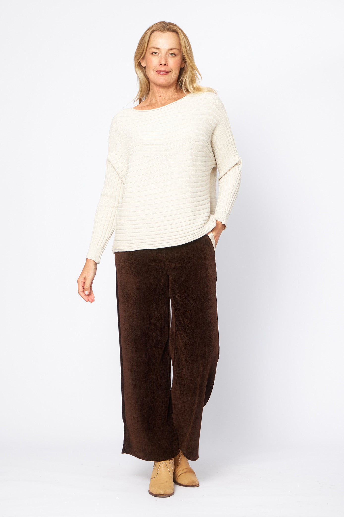 Hot Ice Collection Wave Pattern Knitted Jumper LSNT26-239