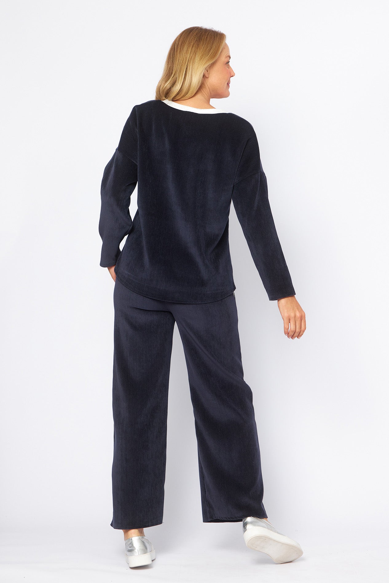 Hot Ice Collection V-Neck Trim Foil Star Top LST26-256