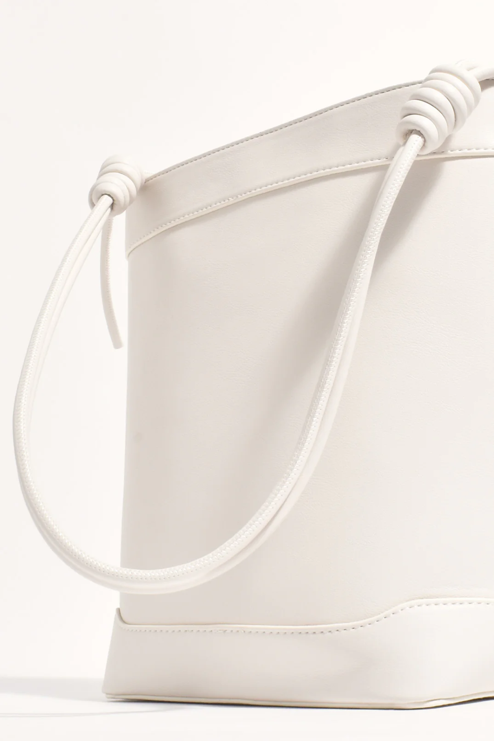 Adorne Lara Knot Bucket Bag AXD1918