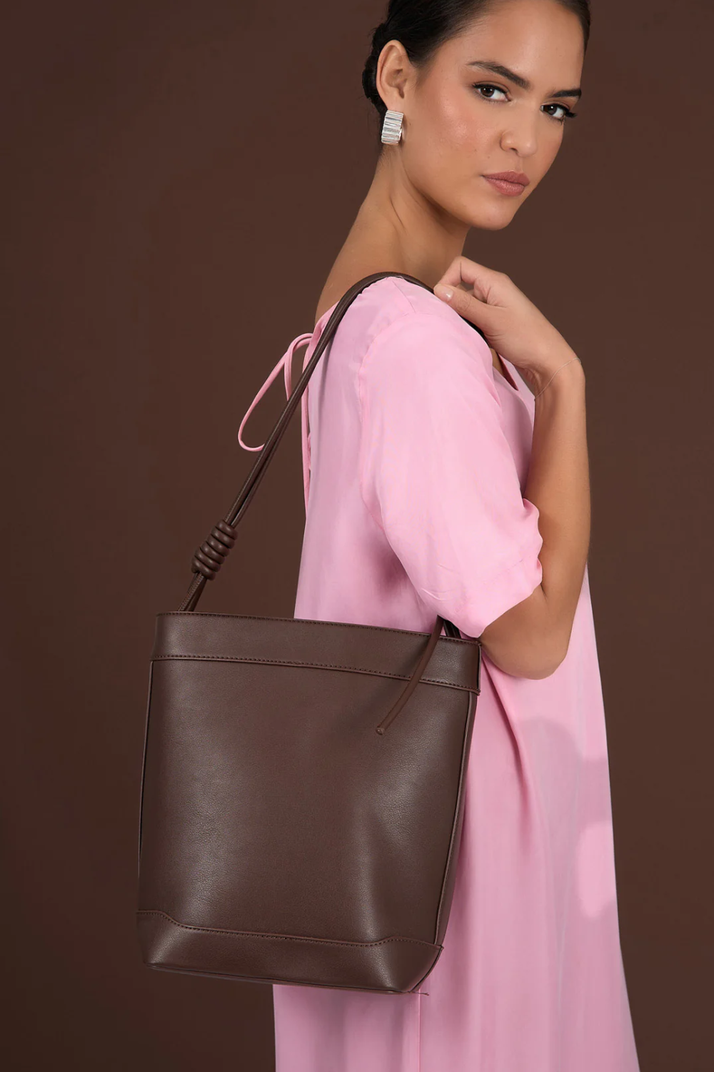 Adorne Lara Knot Bucket Bag AXD1918